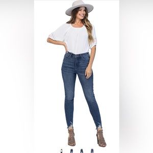 Judy Blue women’s high rise tummy control distressed skinny jeans.